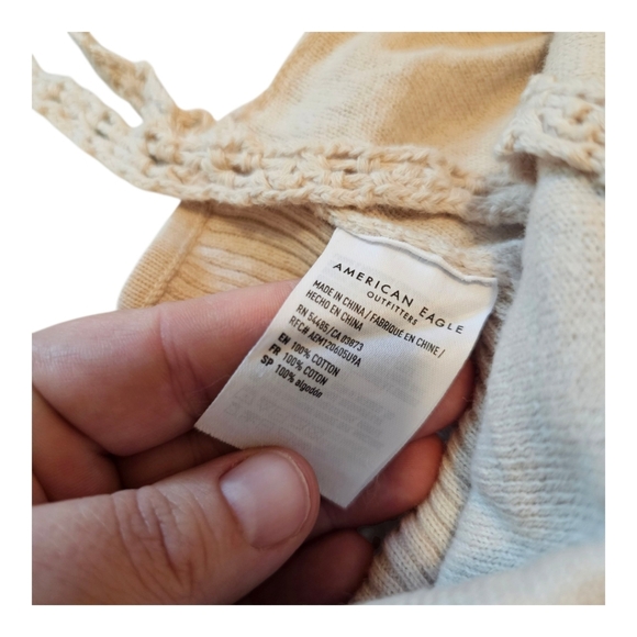 American Eagle Crop Top Sz Medium - Picture 2 of 5